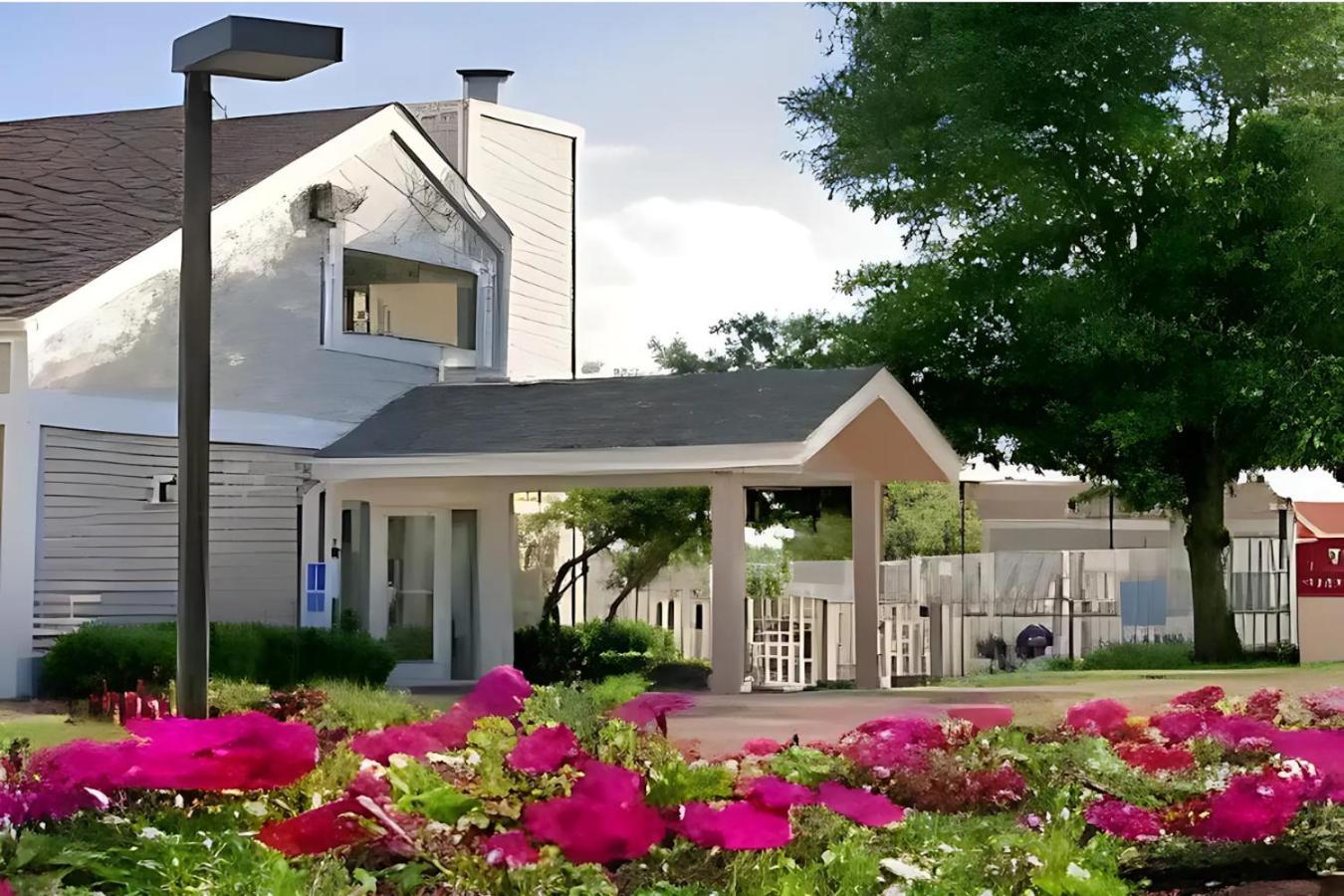Sonesta Es Suites Cincinnati - Sharonville West Exterior photo