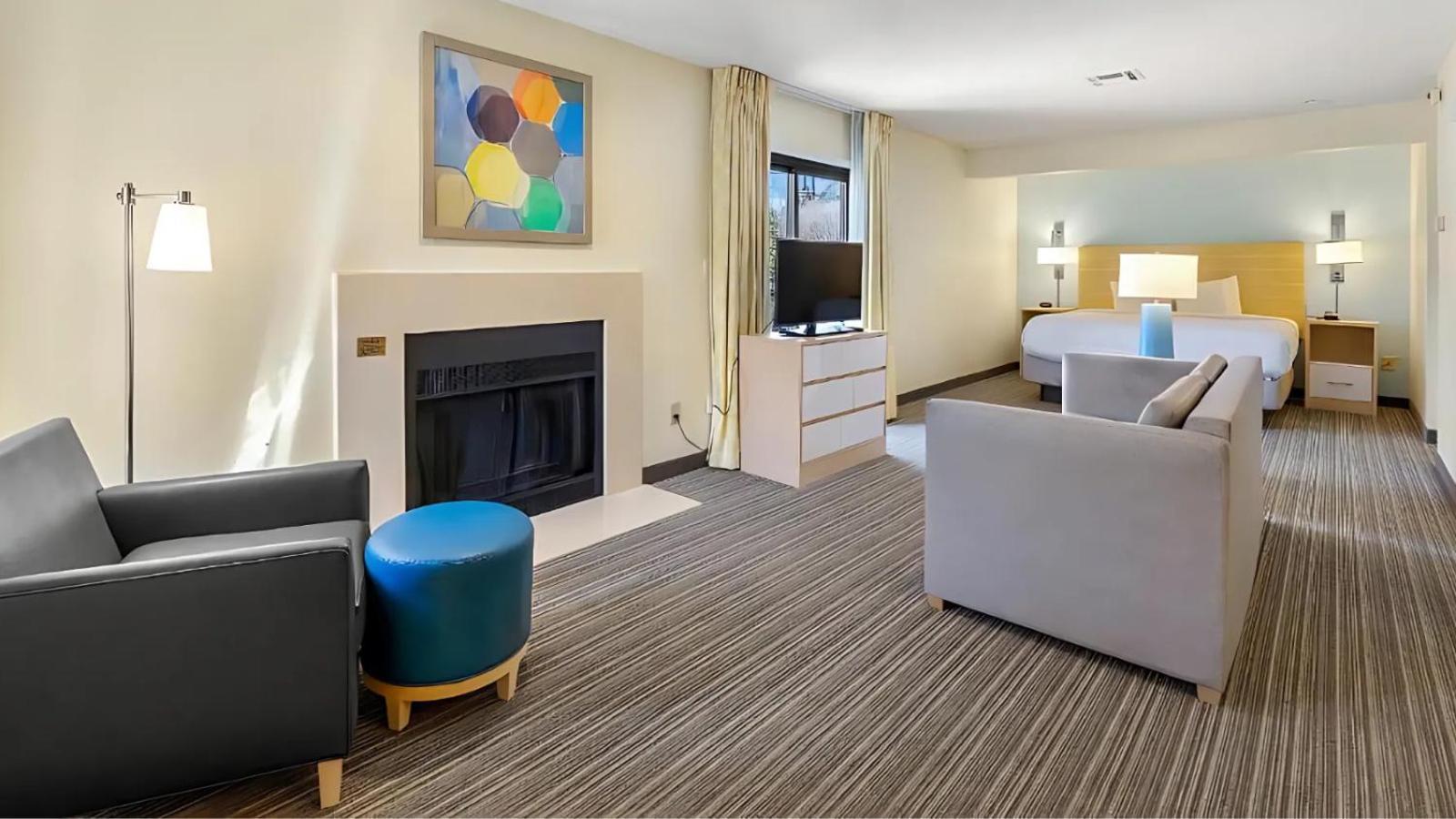 Sonesta Es Suites Cincinnati - Sharonville West Exterior photo
